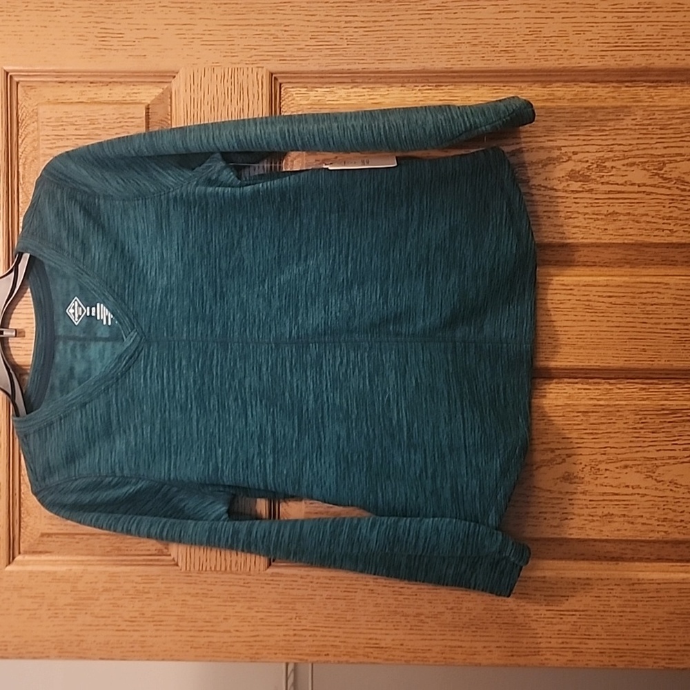 St johns bay polyester v neck